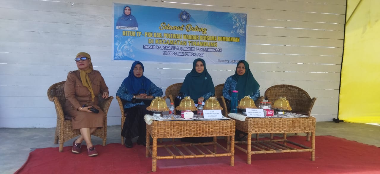 Jejak Ibu PKK di Tepi Sandeq: Semangat Kebersamaan dari Tangnga-Tangnga