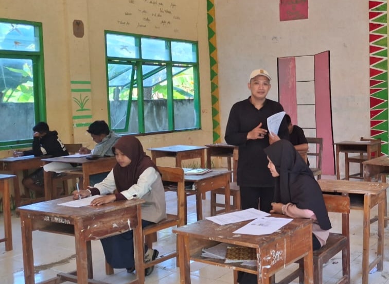 Teguh dalam Menghadapi Tantangan: PKBM Putra Kembar Gelar UPK di Tengah Duka*